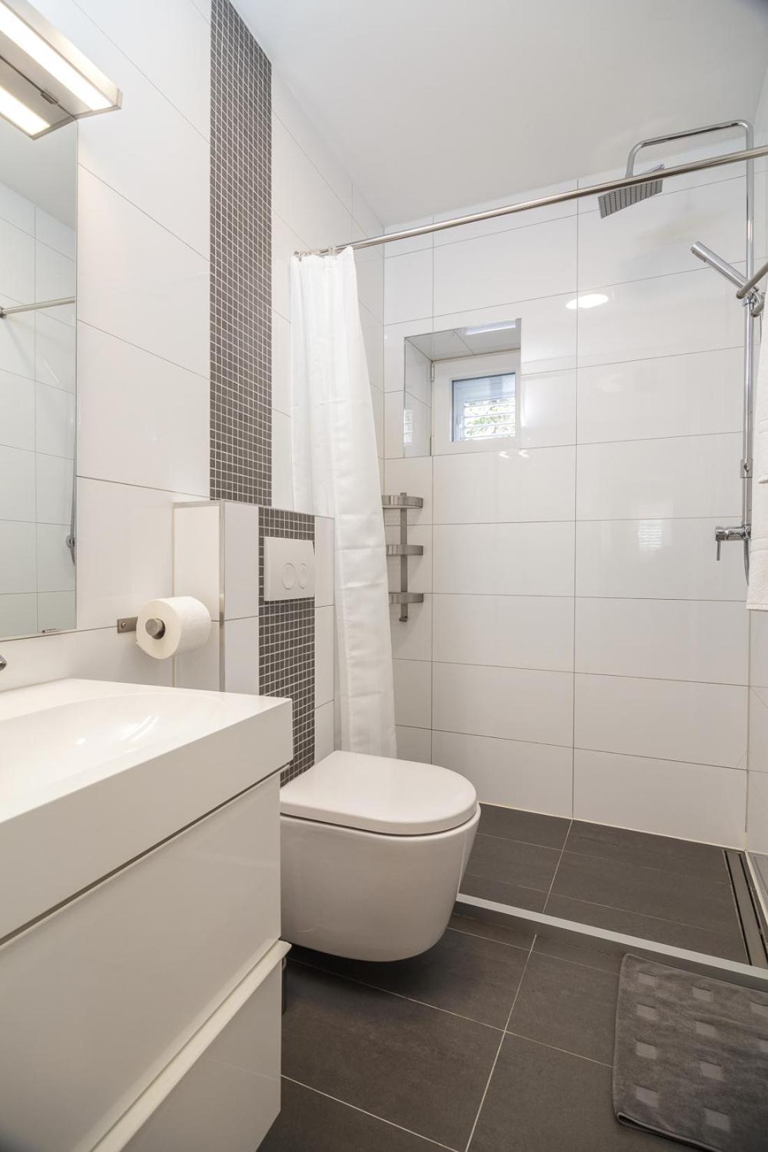 Holiday Home Aspalathos - With Free Parking, Near The Beach, A Few Minutes' Walking Distance To The Unesco Palace Split Exterior foto